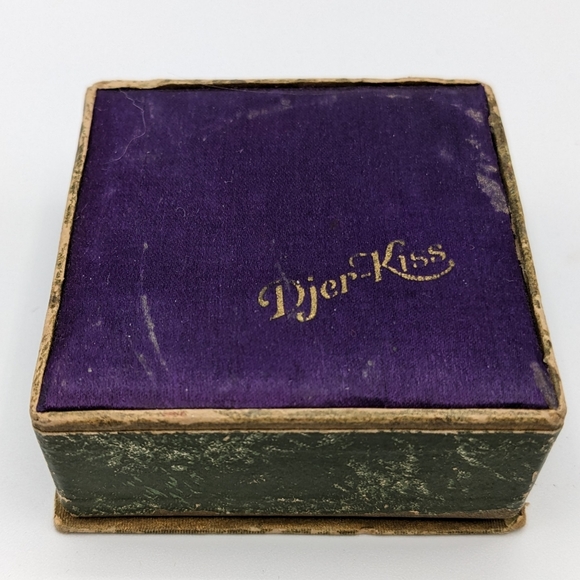 Antique Djer Kiss Kissing Fairies Compact - Picture 11 of 12